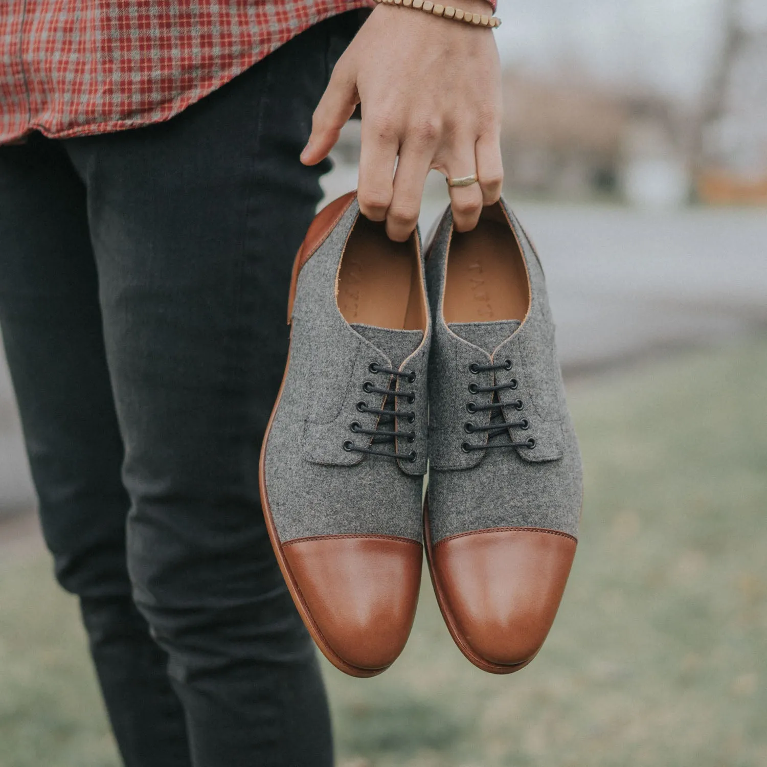 The Jack Shoe in Grey/Brown